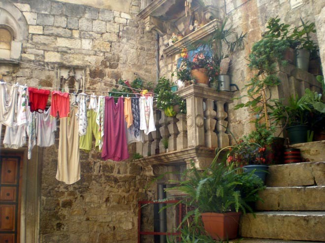 Laundry day in Trogir - picture perfect, but lived-in as well © Yacht Balvenie